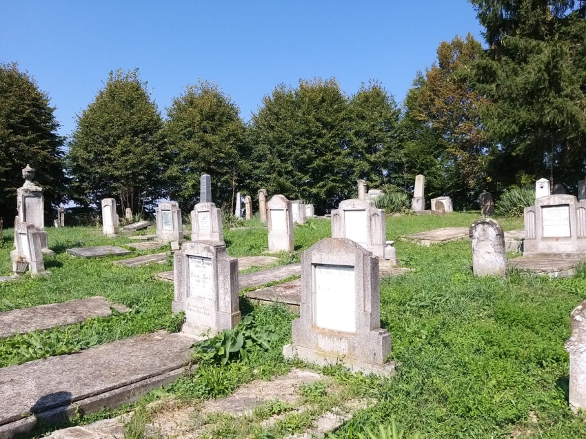 Friedhof oben links